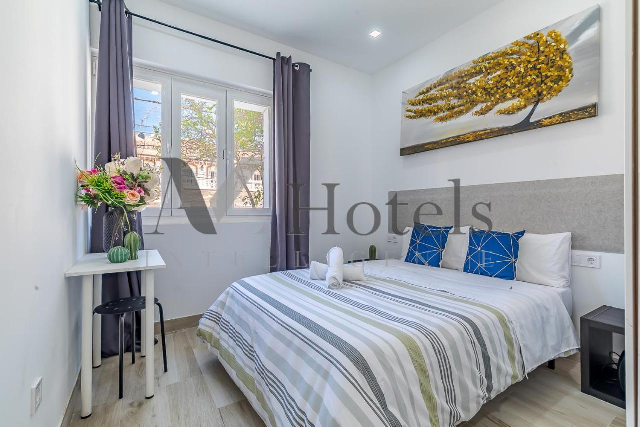 Ayz Silvela - Auto Check-In Property Malaga Zewnętrze zdjęcie