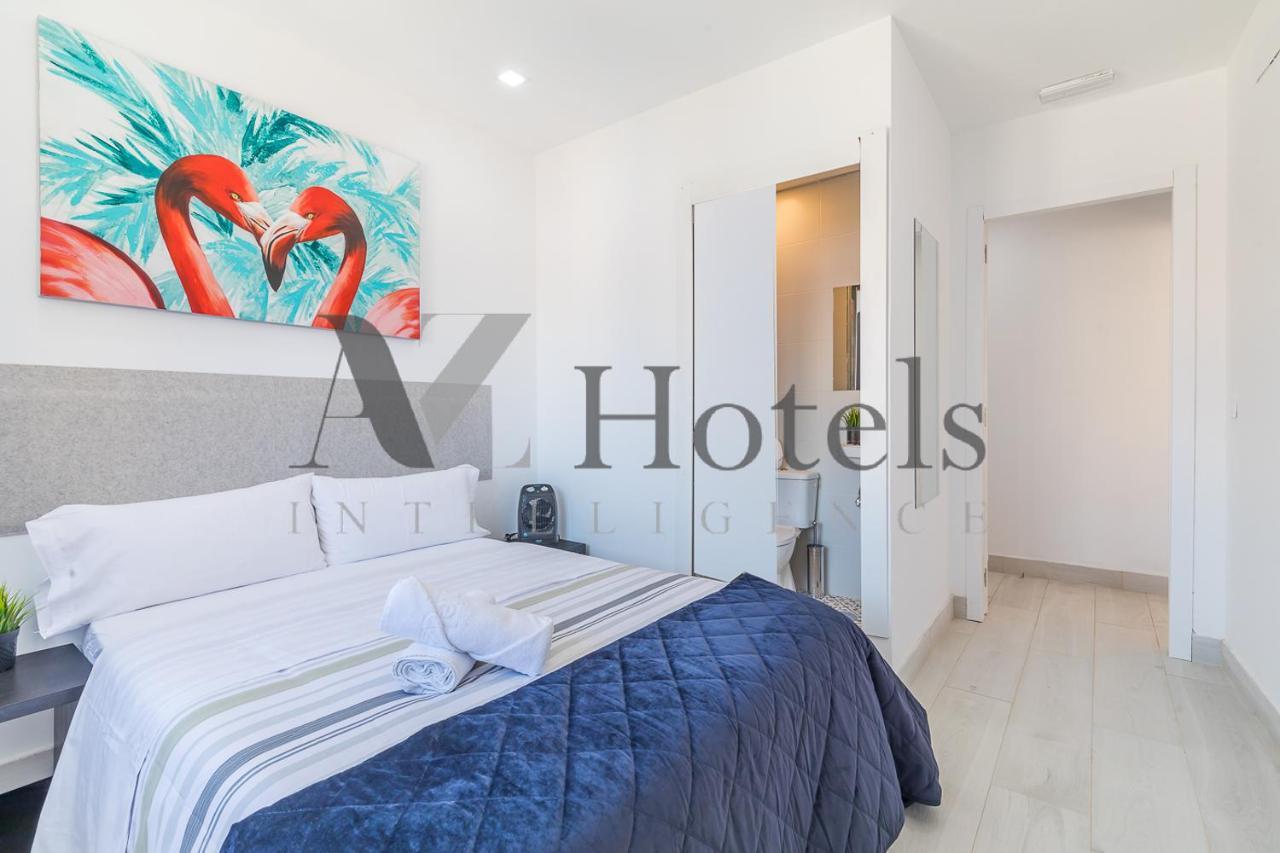 Ayz Silvela - Auto Check-In Property Malaga Zewnętrze zdjęcie