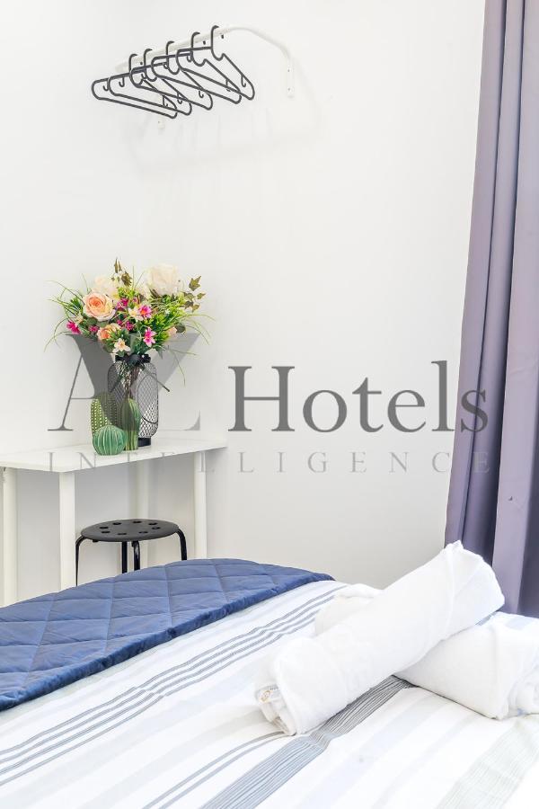Ayz Silvela - Auto Check-In Property Malaga Zewnętrze zdjęcie